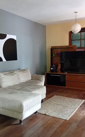 Casa para alugar com 1200m², 6 quartos e 8 vagas Casa para alugar com 1200m², 6 quartos e 8 vagasSala