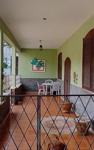 Casa para alugar com 1200m², 6 quartos e 8 vagas Casa para alugar com 1200m², 6 quartos e 8 vagasÁrea Comum