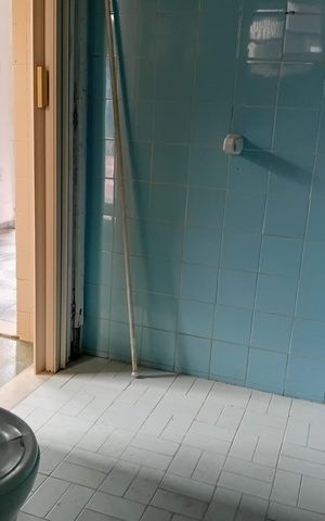 Casa para alugar com 1200m², 6 quartos e 8 vagas Casa para alugar com 1200m², 6 quartos e 8 vagasBanheiro