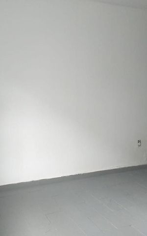 Casa para alugar com 1200m², 6 quartos e 8 vagas Casa para alugar com 1200m², 6 quartos e 8 vagasQuarto parte de cima
