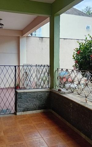 Casa para alugar com 1200m², 6 quartos e 8 vagas Casa para alugar com 1200m², 6 quartos e 8 vagasÁrea Comum