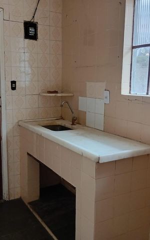 Casa para alugar com 1200m², 6 quartos e 8 vagas Casa para alugar com 1200m², 6 quartos e 8 vagasCozinha parte de cima