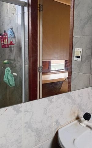 Casa para alugar com 1200m², 6 quartos e 8 vagas Casa para alugar com 1200m², 6 quartos e 8 vagasBanheiro