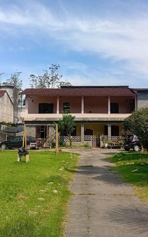 Casa para alugar com 1200m², 6 quartos e 8 vagas Casa para alugar com 1200m², 6 quartos e 8 vagasÁrea Comum