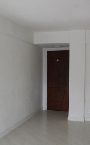Apartamento à venda com 86m², 3 quartos e 1 vagaSala