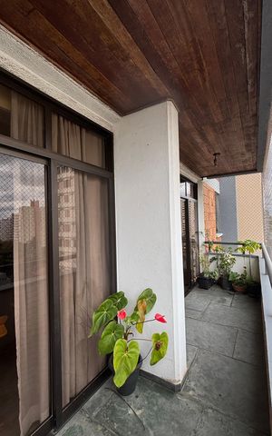 Apartamento à venda com 144m², 3 quartos e 2 vagasSala - Sala de Jantar Varanda