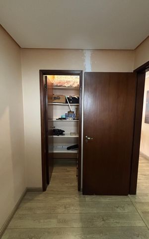 Apartamento à venda com 144m², 3 quartos e 2 vagasEscritório