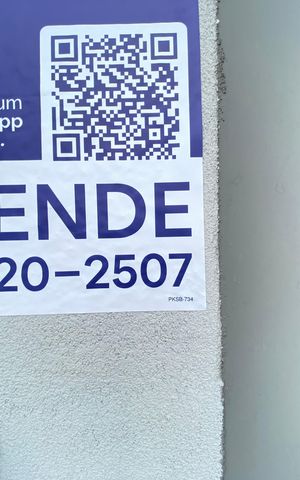 Casa à venda com 143m², 3 quartos e 2 vagas Casa à venda com 143m², 3 quartos e 2 vagasPlaca