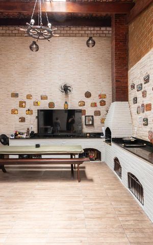 Casa à venda com 200m², 3 quartos e 2 vagasVaranda gourmet
