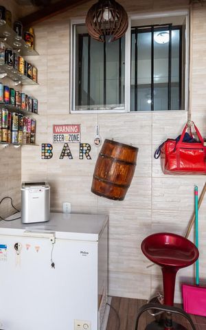 Casa à venda com 200m², 3 quartos e 2 vagasVaranda gourmet