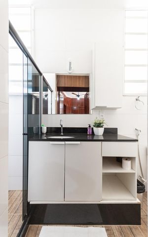Casa à venda com 200m², 3 quartos e 2 vagasBanheiro Suíte