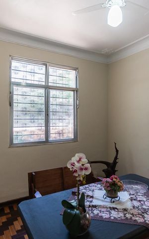 Casa à venda com 200m², 3 quartos e 2 vagasSala