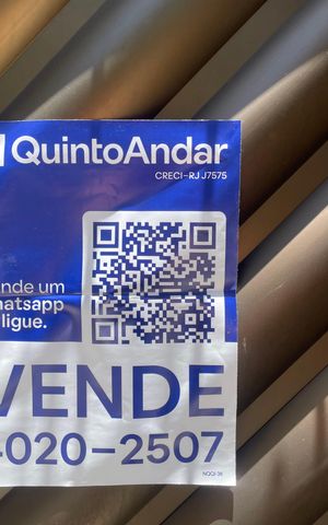 Casa à venda com 200m², 3 quartos e 2 vagas Casa à venda com 200m², 3 quartos e 2 vagasPlaquinha