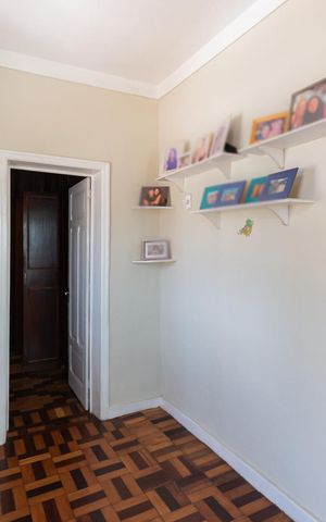 Casa à venda com 200m², 3 quartos e 2 vagasHall segundo andar