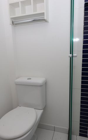 Casa de condomínio à venda com 69m², 2 quartos e 1 vagaBanheiro da Suíte 2