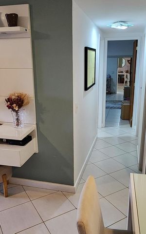 Apartamento à venda com 103m², 3 quartos e 2 vagas Apartamento à venda com 103m², 3 quartos e 2 vagasSala