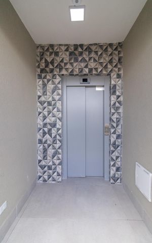 Apartamento à venda com 60m², 2 quartos e sem vagaÁrea comum - Elevador