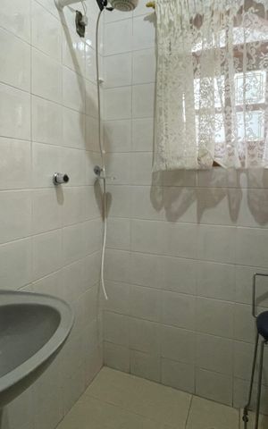 Casa à venda com 220m², 3 quartos e 2 vagas