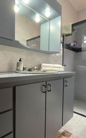 Casa à venda com 220m², 3 quartos e 2 vagas