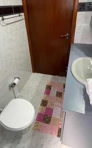 Casa à venda com 220m², 3 quartos e 2 vagas