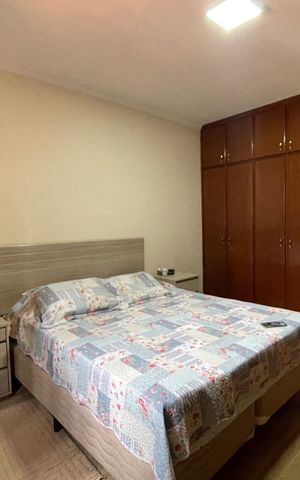 Casa à venda com 220m², 3 quartos e 2 vagas