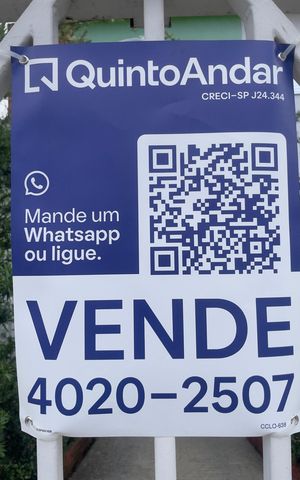 Casa à venda com 210m², 3 quartos e 4 vagas Casa à venda com 210m², 3 quartos e 4 vagasPlaca