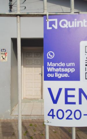 Casa à venda com 240m², 3 quartos e 1 vagaplaca