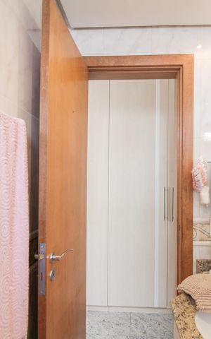 Apartamento à venda com 147m², 3 quartos e 3 vagas Apartamento à venda com 147m², 3 quartos e 3 vagasBanheiro Quarto Suíte 1