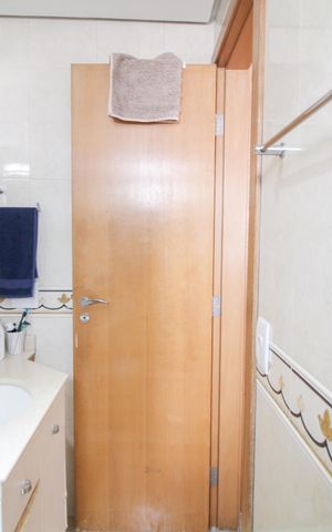 Apartamento à venda com 147m², 3 quartos e 3 vagas Apartamento à venda com 147m², 3 quartos e 3 vagasBanheiro Quarto Suíte 2