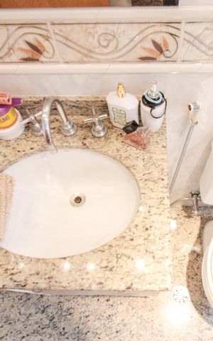 Apartamento à venda com 147m², 3 quartos e 3 vagas Apartamento à venda com 147m², 3 quartos e 3 vagasBanheiro Quarto Suíte 1