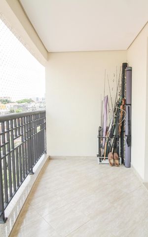 Apartamento à venda com 147m², 3 quartos e 3 vagas Apartamento à venda com 147m², 3 quartos e 3 vagasSala - Varanda