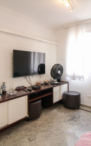 Apartamento à venda com 147m², 3 quartos e 3 vagas Apartamento à venda com 147m², 3 quartos e 3 vagasSala