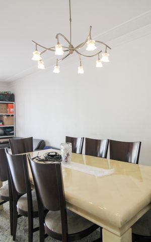 Apartamento à venda com 147m², 3 quartos e 3 vagas Apartamento à venda com 147m², 3 quartos e 3 vagasSala