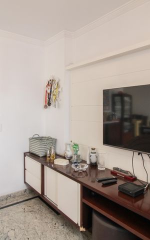 Apartamento à venda com 147m², 3 quartos e 3 vagas Apartamento à venda com 147m², 3 quartos e 3 vagasSala