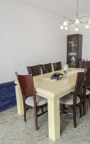 Apartamento à venda com 147m², 3 quartos e 3 vagas Apartamento à venda com 147m², 3 quartos e 3 vagasSala