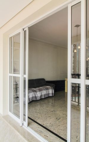 Apartamento à venda com 147m², 3 quartos e 3 vagas Apartamento à venda com 147m², 3 quartos e 3 vagasSala - Varanda