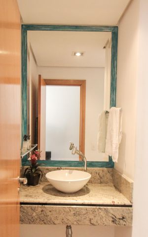 Apartamento à venda com 147m², 3 quartos e 3 vagas Apartamento à venda com 147m², 3 quartos e 3 vagasLavabo