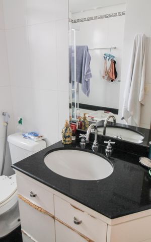 Apartamento à venda com 147m², 3 quartos e 3 vagas Apartamento à venda com 147m², 3 quartos e 3 vagasBanheiro Quarto Suíte 3