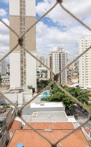 Apartamento à venda com 147m², 3 quartos e 3 vagas Apartamento à venda com 147m², 3 quartos e 3 vagasVistas
