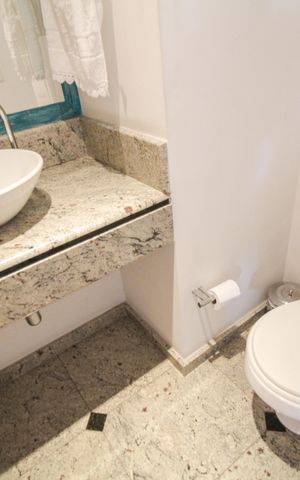 Apartamento à venda com 147m², 3 quartos e 3 vagas Apartamento à venda com 147m², 3 quartos e 3 vagasLavabo