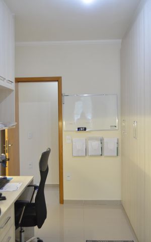 Casa à venda com 100m², 3 quartos e 2 vagasQuarto 1