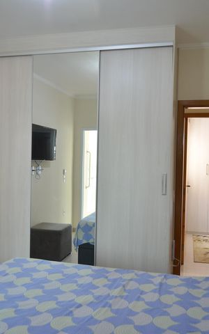 Casa à venda com 100m², 3 quartos e 2 vagasQuarto Suíte