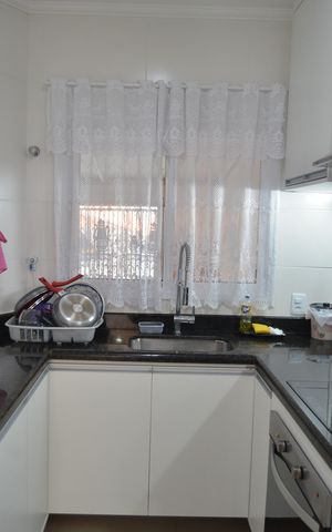 Casa à venda com 100m², 3 quartos e 2 vagasCozinha