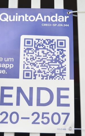 Casa à venda com 100m², 3 quartos e 2 vagasPlaca