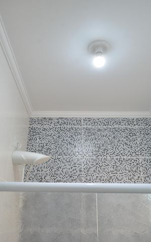 Casa à venda com 100m², 3 quartos e 2 vagasBanheiro Social