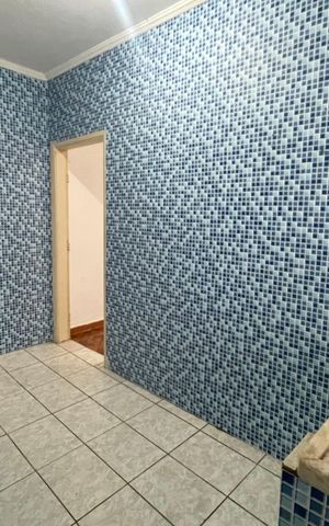Casa para alugar com 48m², 1 quarto e sem vaga