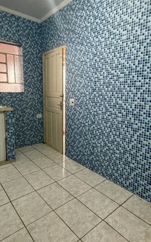 Casa para alugar com 48m², 1 quarto e sem vaga