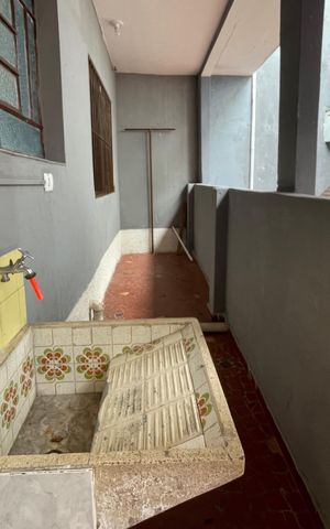 Casa para alugar com 48m², 1 quarto e sem vaga