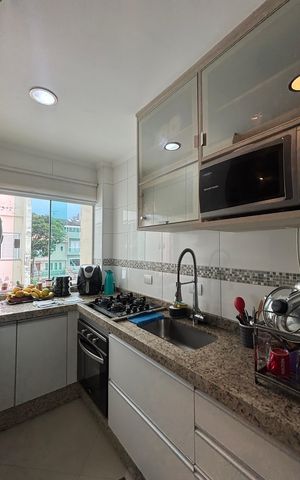 Apartamento à venda com 162m², 3 quartos e 2 vagas Apartamento à venda com 162m², 3 quartos e 2 vagasCozinha