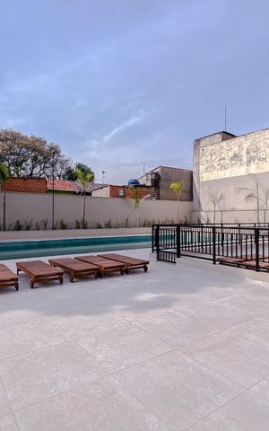 Apartamento à venda com 37m², 2 quartos e sem vagaÁrea comum - Piscina
